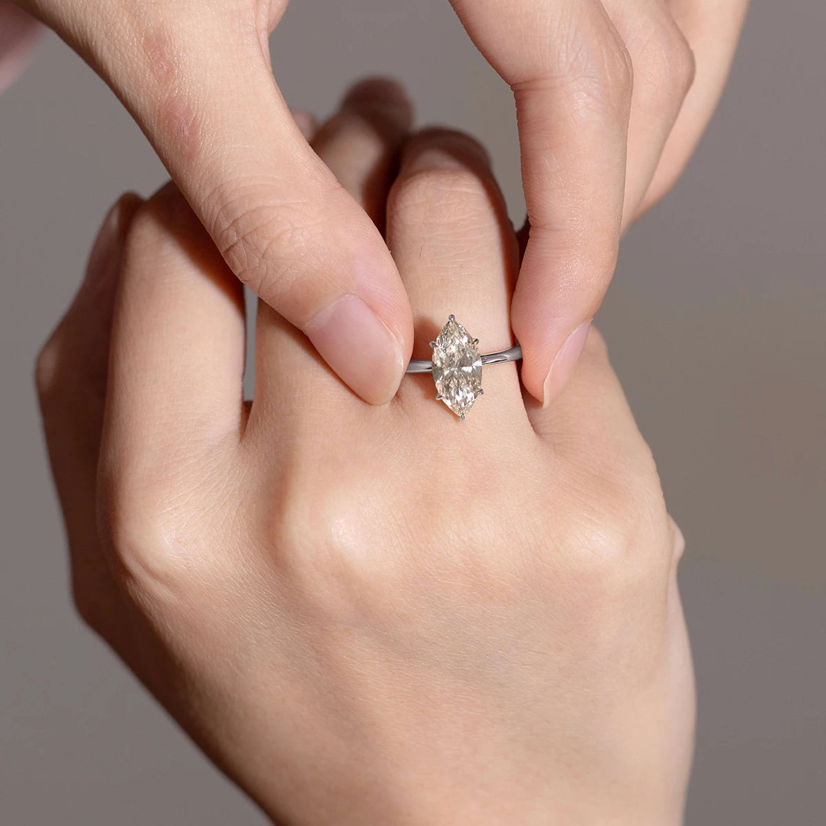 Anillo de Plata de Ley S925 con moissanita de 3 quilates