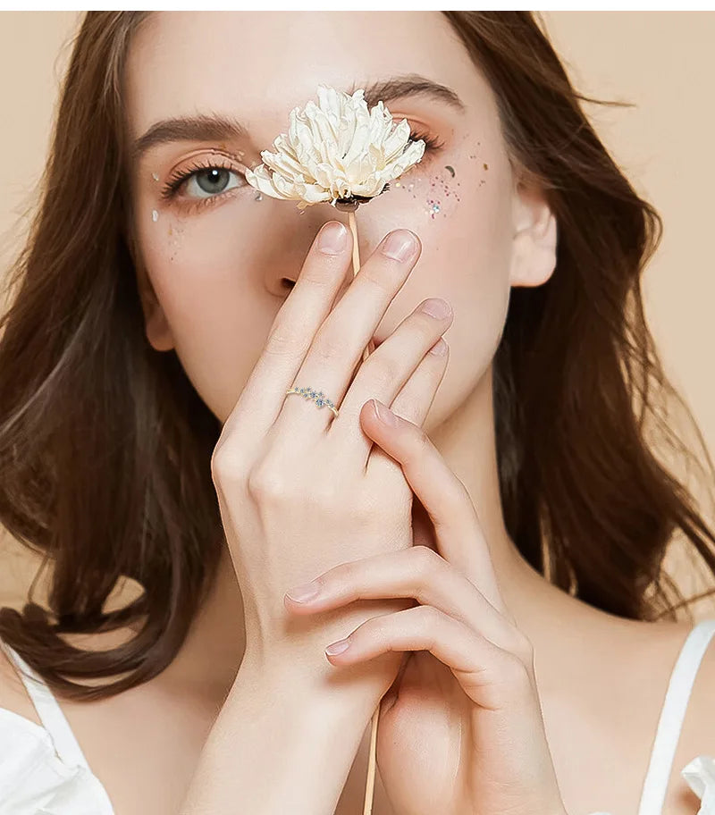 Anillo de molissanita en Plata de Ley chapado en Oro de 18k