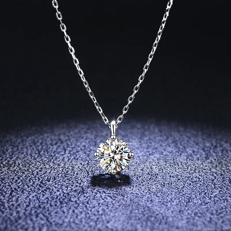 Colgante de Platino con diamantes de moissanita de 1 quilate